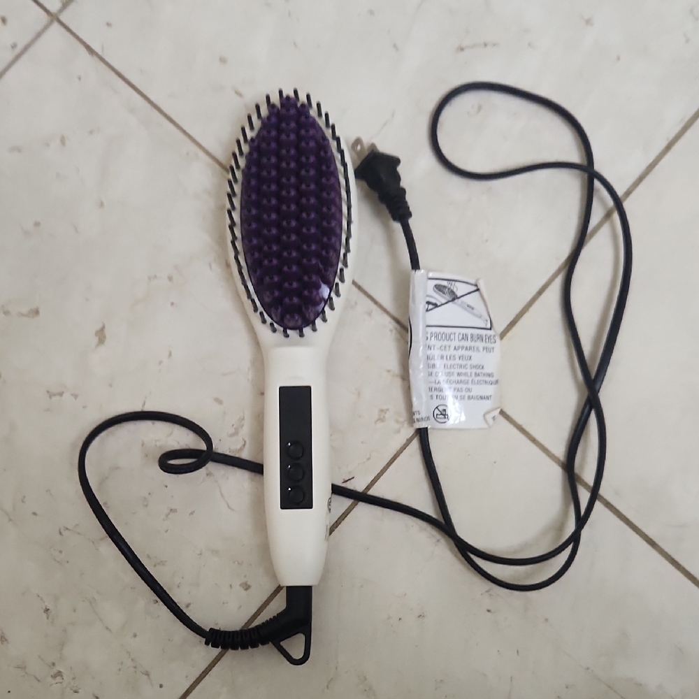 InStyler Hot Straightening Brush